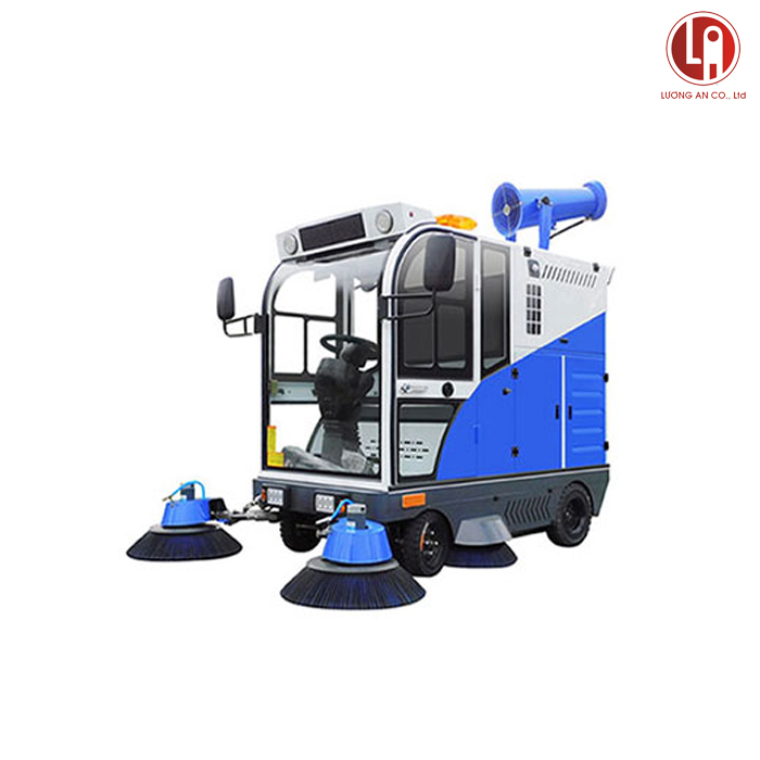 Xe quét rác mini ngồi lái Kumisai KMS-2000